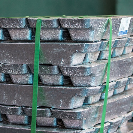 Свинцовый слиток 99,994% чистоты