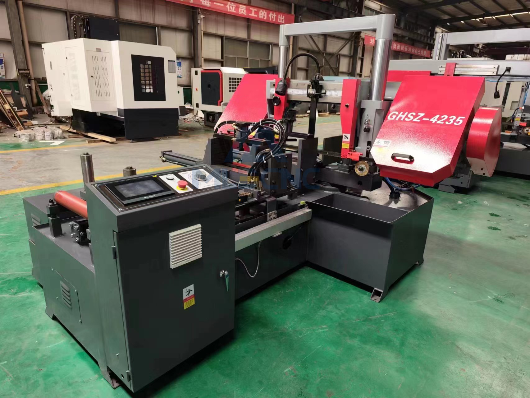 Станок ленточнопильный автоматический по металлу