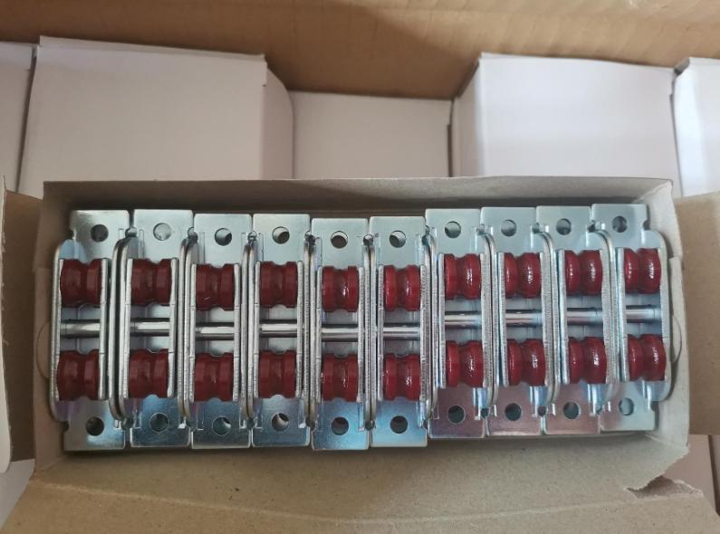 Window Hardware UPVC Window and Door Single Groove Roller Sliding Window Making Sr02-Cg