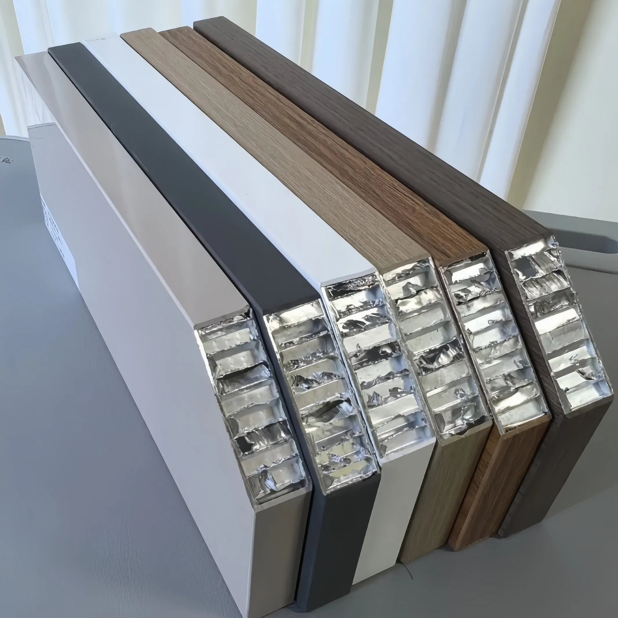 Environmental-Friendly Aluminum Honeycomb Panels Are Used for Ceiling Facades.