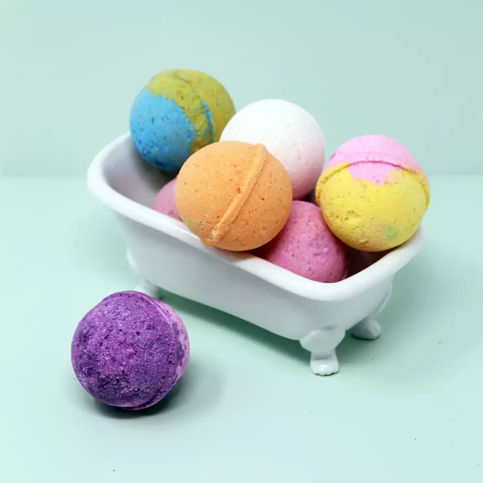 Factory OEM Organic Bath Fizzy Shea Butter Bath Bombs Natural Essential Oil Sea Salt Bath Balls