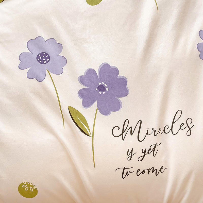 Комплект постельного белья A-Class: пододеяльник, простыня, наволочки