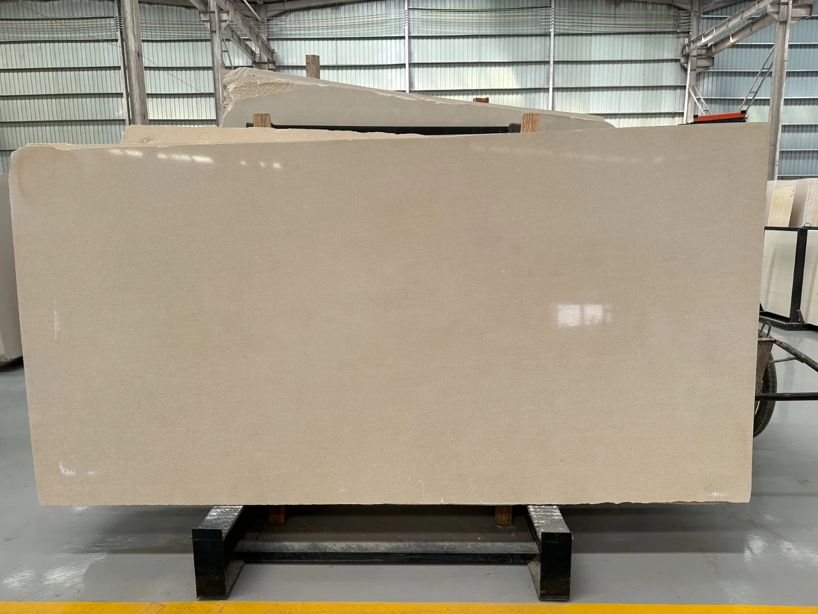 Natural Stone Limestone Imported Gold Mocha Limestone Decoration Material for Wall Cladding