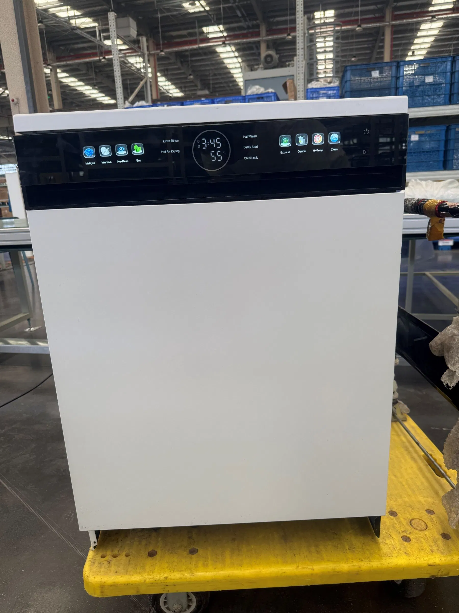 Efficient Cleaning Free-Standing Cleaning Appliance Dish-Washer