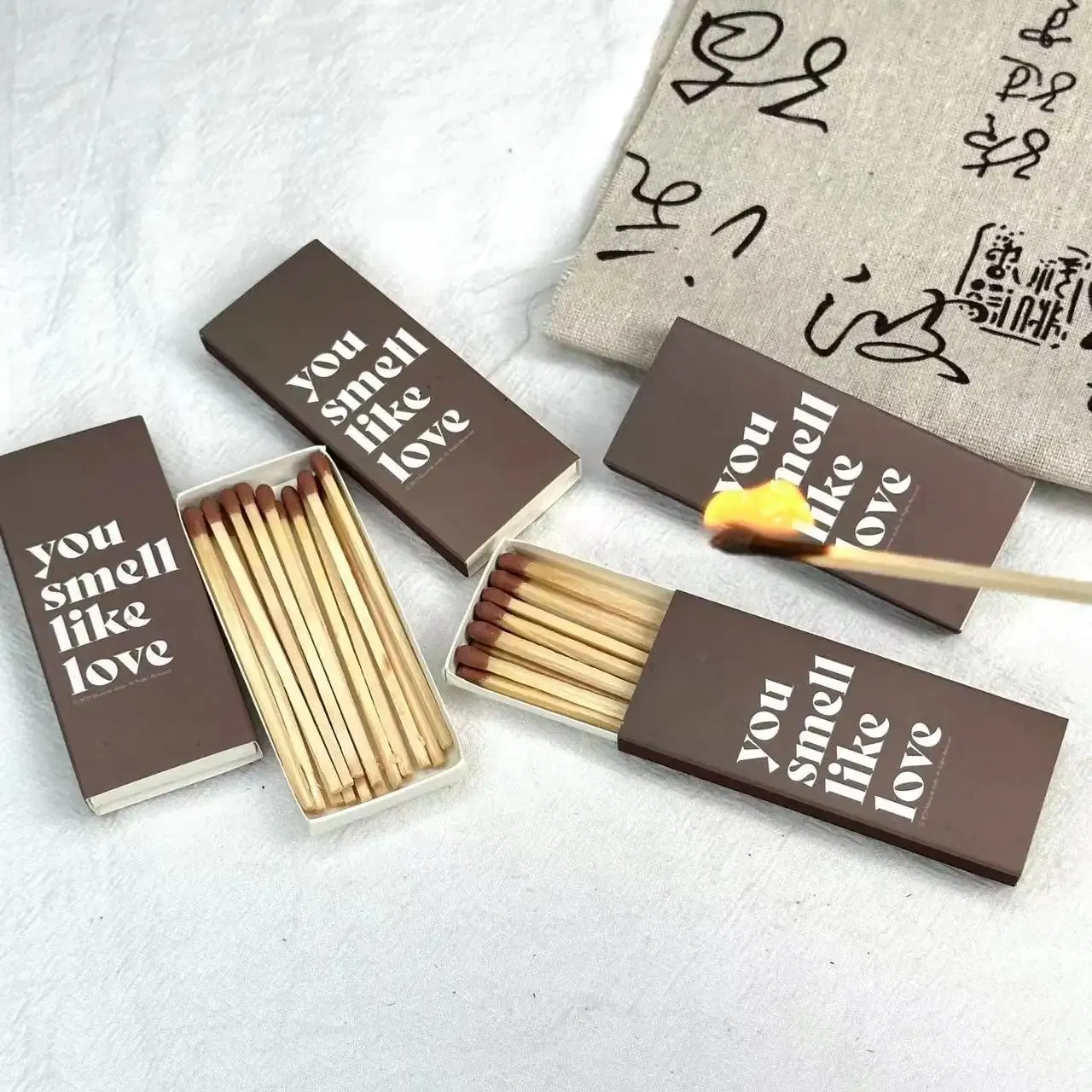 Advanced Customized Brown Box Matches Customized Logo Matches Letter Logo Printed Aromatherapy Candle Colored Safety Matches