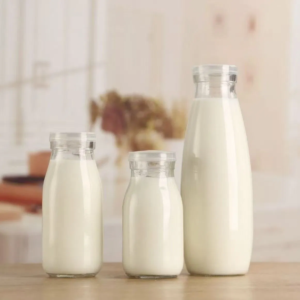 Milk Pudding Yogurt Glass Bottles Honey Water Beverage Drinking Glassware Milk Jars with Metal/Plastic Lid