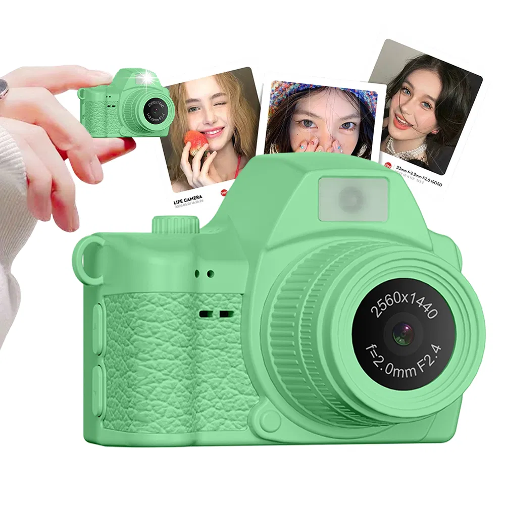 Мини-камера для детей с IPS-экраном 1.47 дюйма и картой 32ГБ