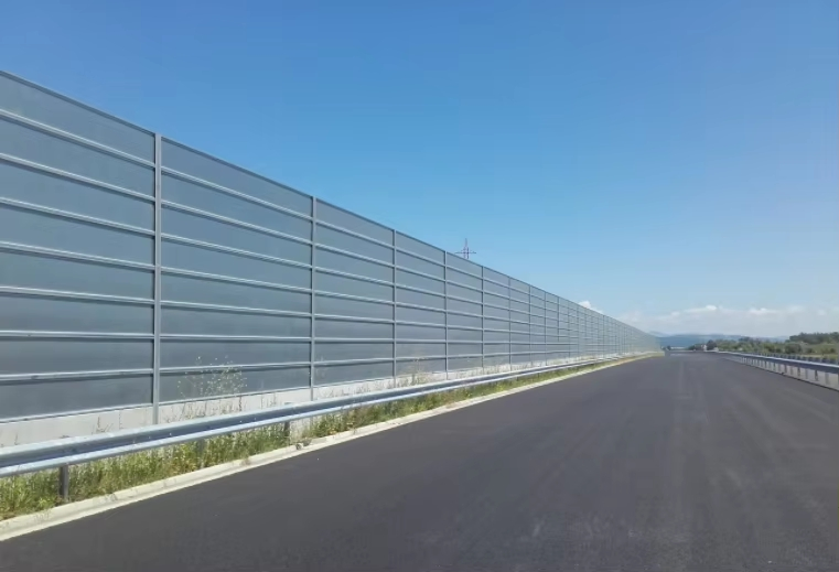 Outdoor Metal Sound Barriers That Effectively Reduce Noise Highway Noise Barrier