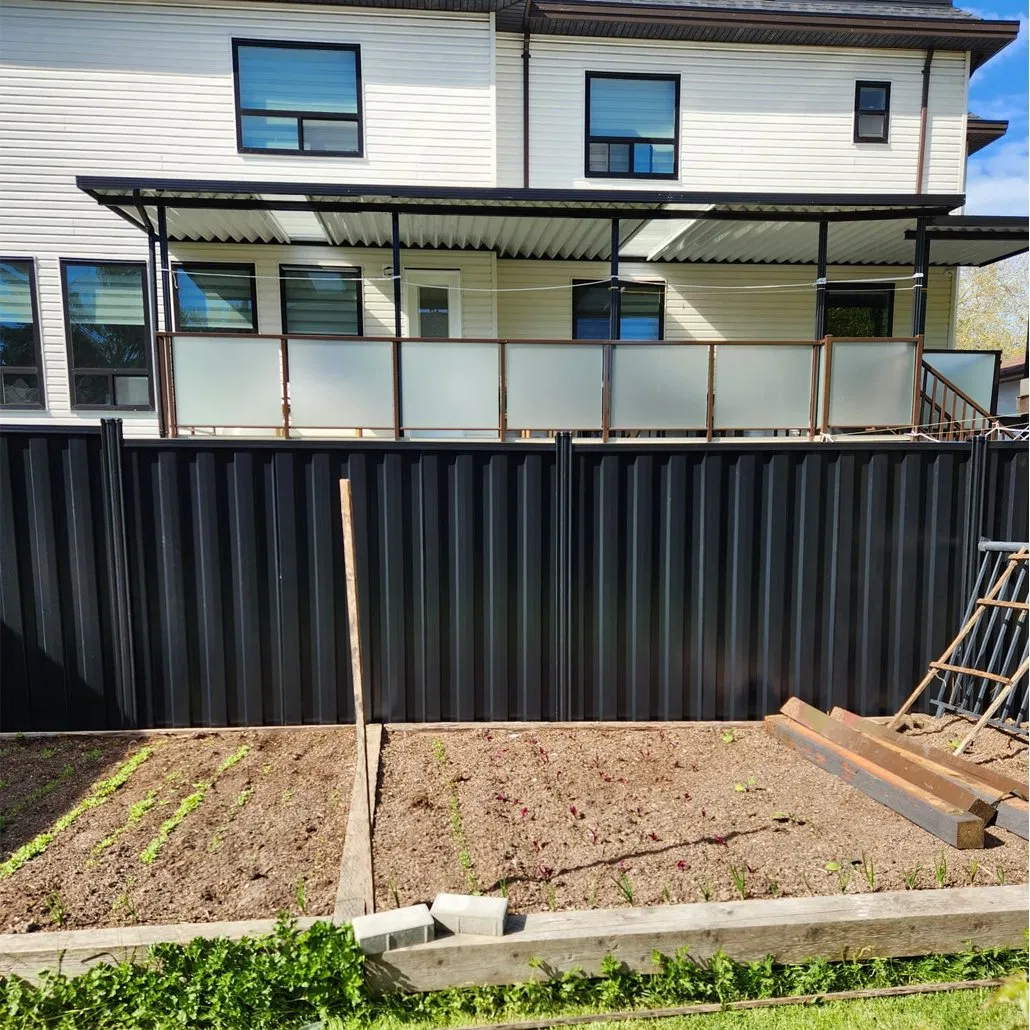 Wood-Like Black Grey Corrugated Steel Privacy Fence