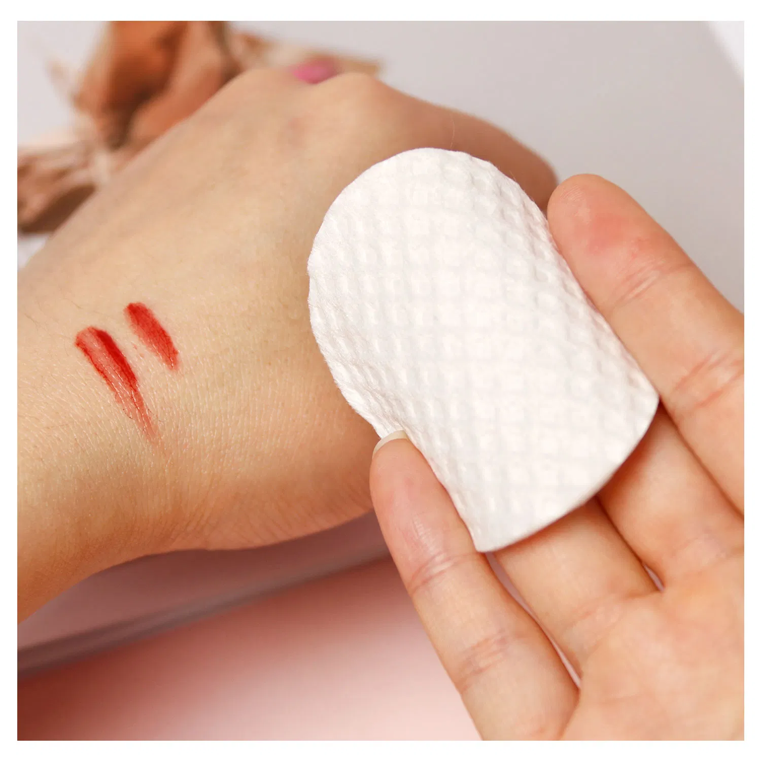 100% Pure Cotton Lint-Free Oval Rounds and Squares Makeup Remover Pads Reusable and Absorbent Soft Facial Cleansing Features