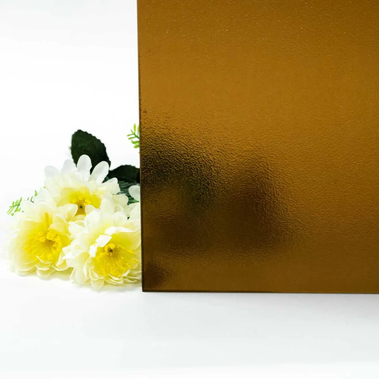 China Factory High Quality Colored Pattern Glass