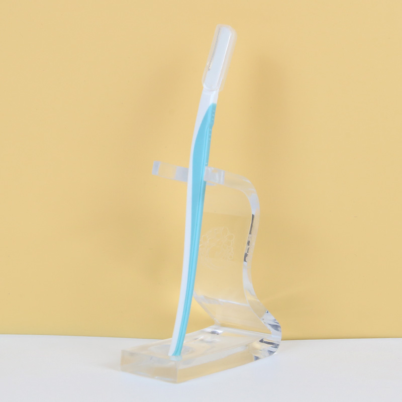 Premium Safe Eyebrow Trimmer with Comfortable Non-Slip Grip