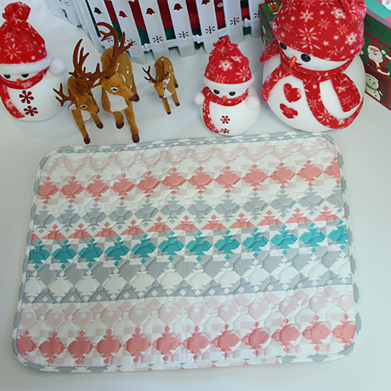 The Pet Urine Pad Is Anti-Slip and Waterproof. The Pet Urine Separator Pad Can Be Washed Repeatedly to Guide The Diaper