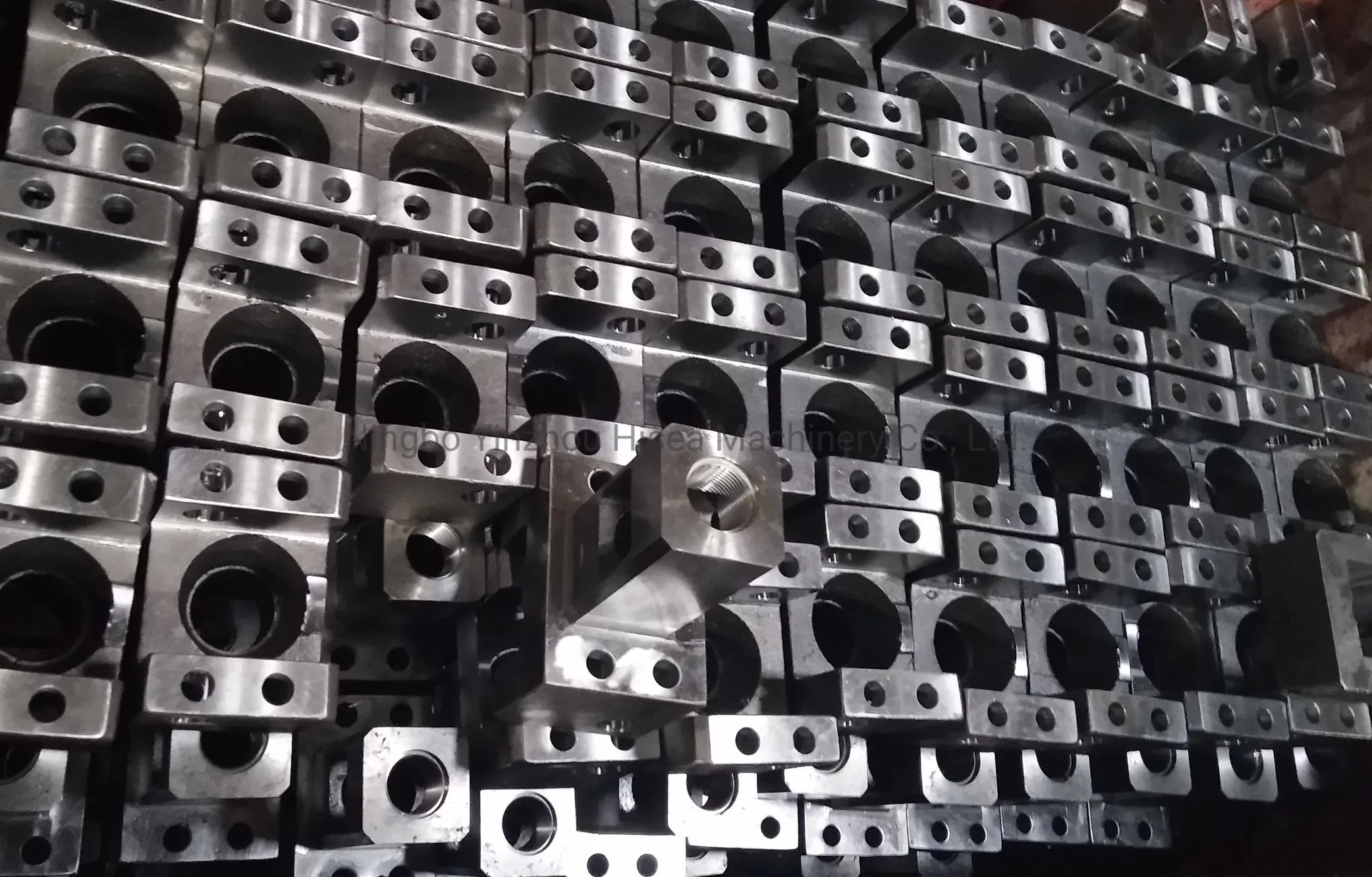 Custom Aluminum CNC Machined Parts for Semiconductor Applications