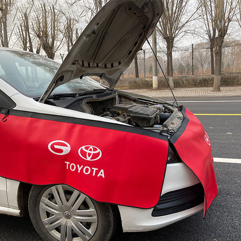 Custom Wholesale Magnetic PU Car Fender Cover for Maintenance Protection