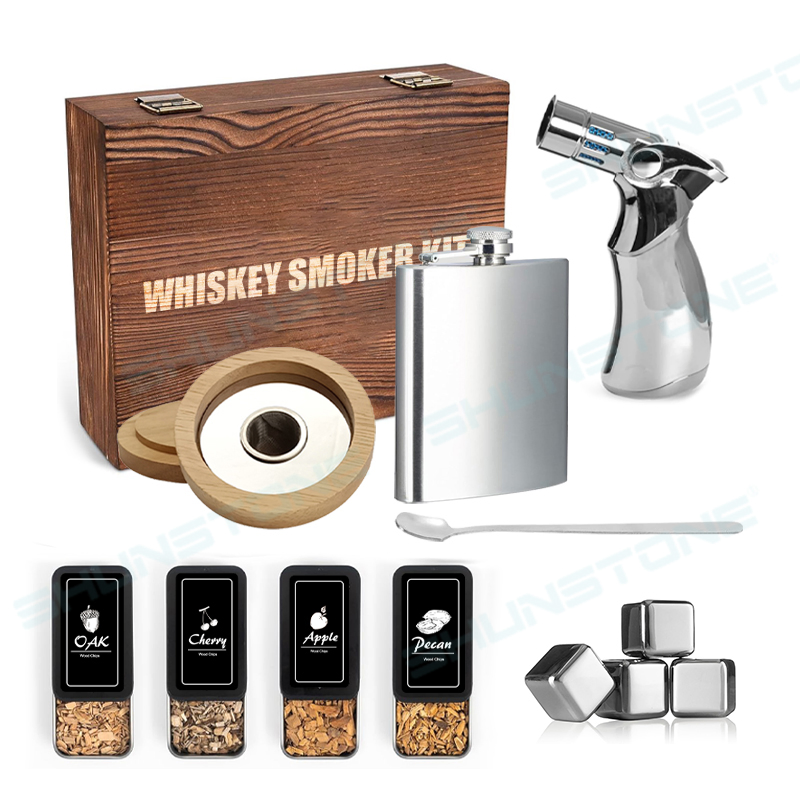 Custom Logo Cocktail Smoker Kit with Wood Chips Flask Cube Old Fashioned Whiskey Bourbon Smoker Set Gifts for Men Women