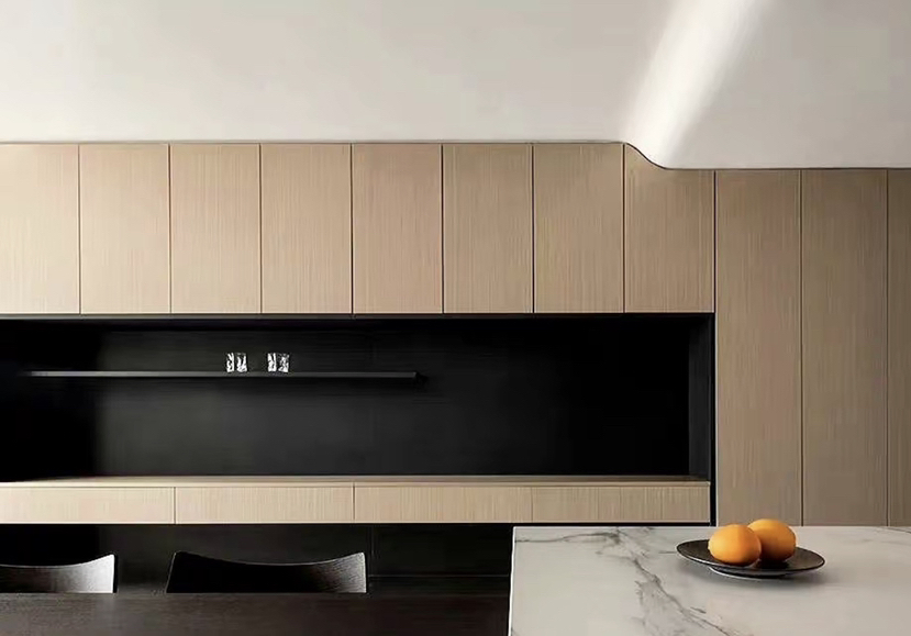 Silver Oak Technology Wood Veneer Loved by Customers for Manufacturing Wooden Doors.