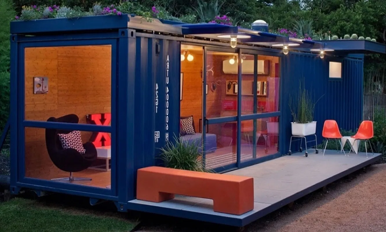 Movable Customized New Design Container House Prefabricated Portable Tiny Houses with High Quality