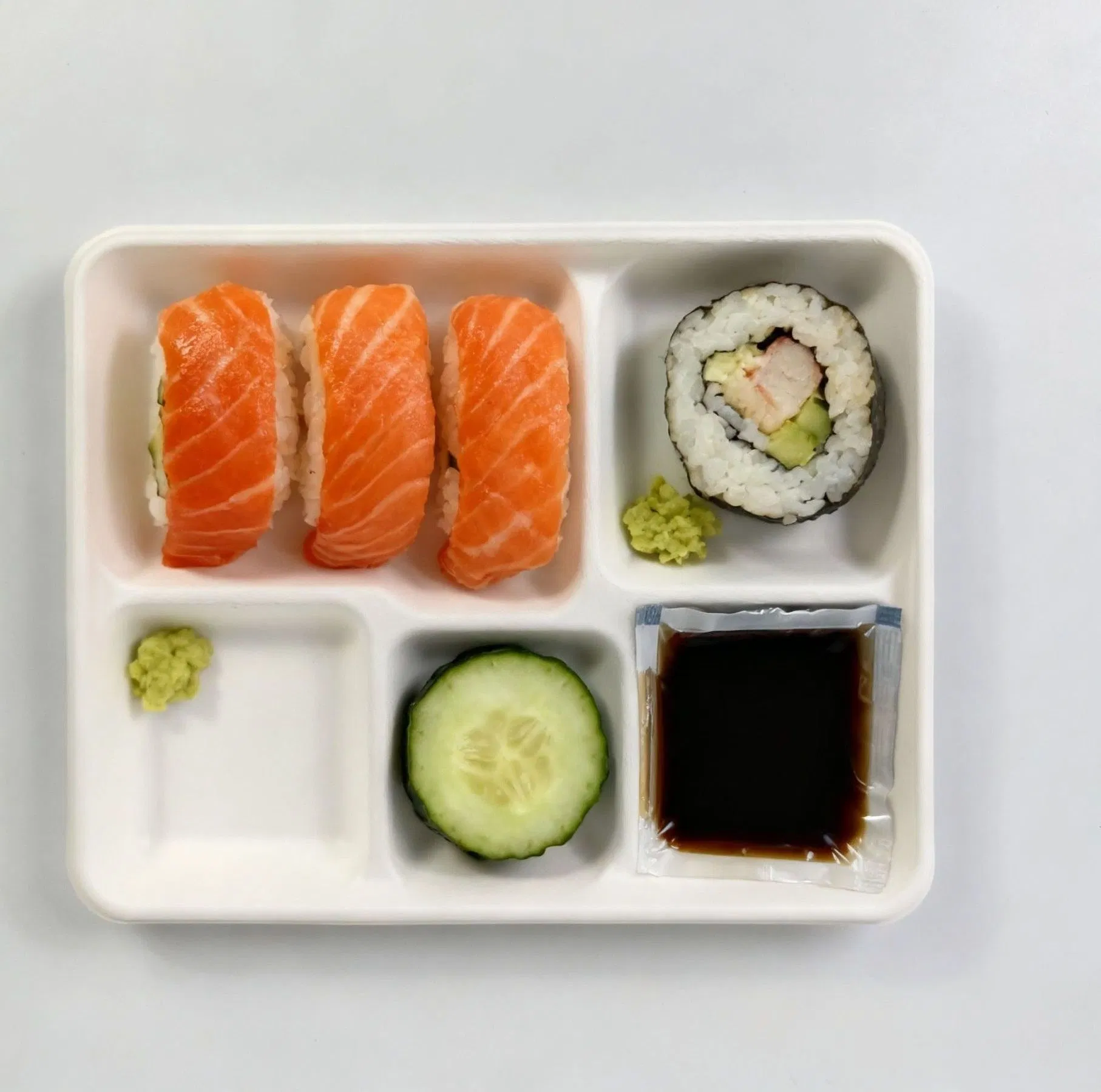 Eco-Friendly Sustainable Biodegradable Sugarcane Bagasse Tray with 5 Compartments