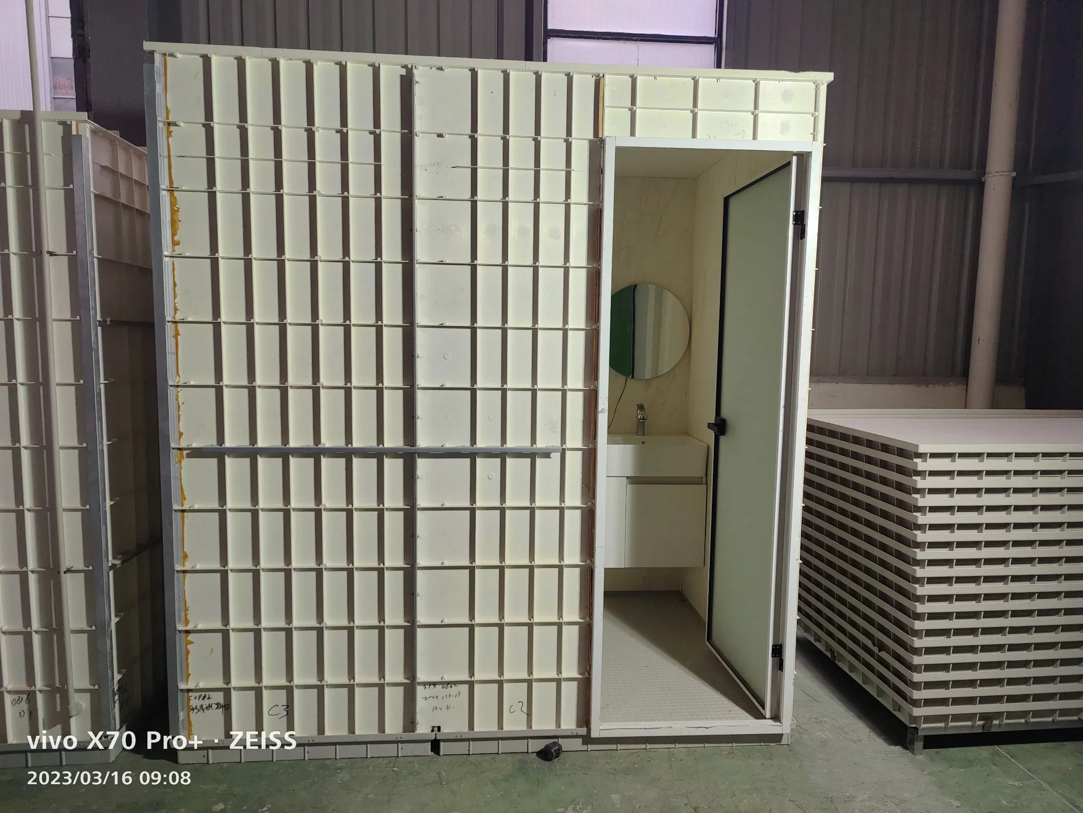 SMC Prefabricated Bathroom Pod for Building Industrialization Fast Track Solution