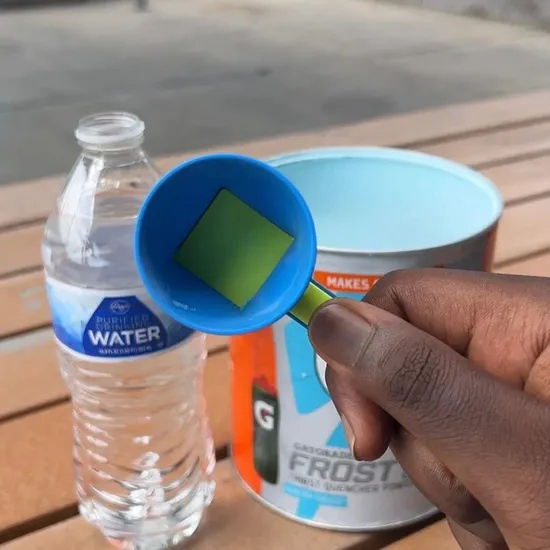 2-in-1 Multifunctional Plastic Coffee Bean Sugar Dispenser Measuring Spoon Funnel