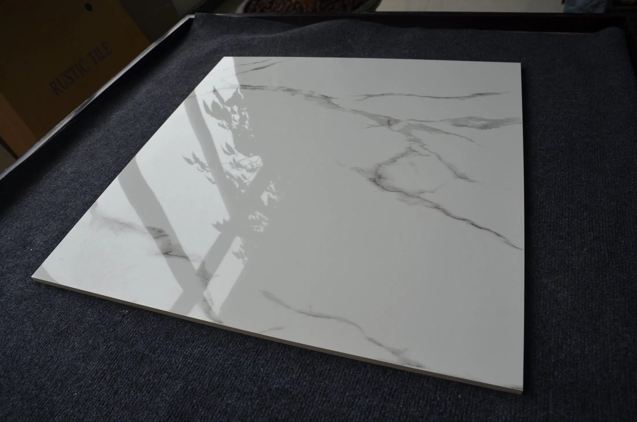 Foshan Good Quality Full Glazed Polished Tile 60X60 American Style Apartment Dining Room Polished Porcelain Tile