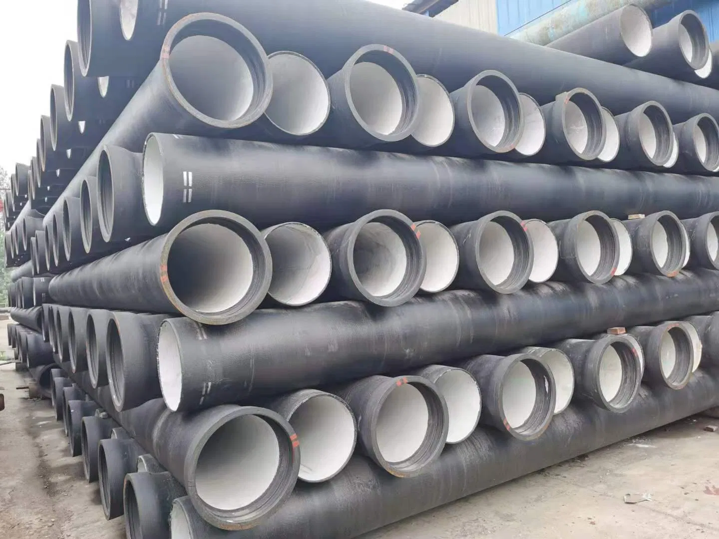 Class K9 Ductile Iron Pipe with Zinc Coating, 200mm to 400mm