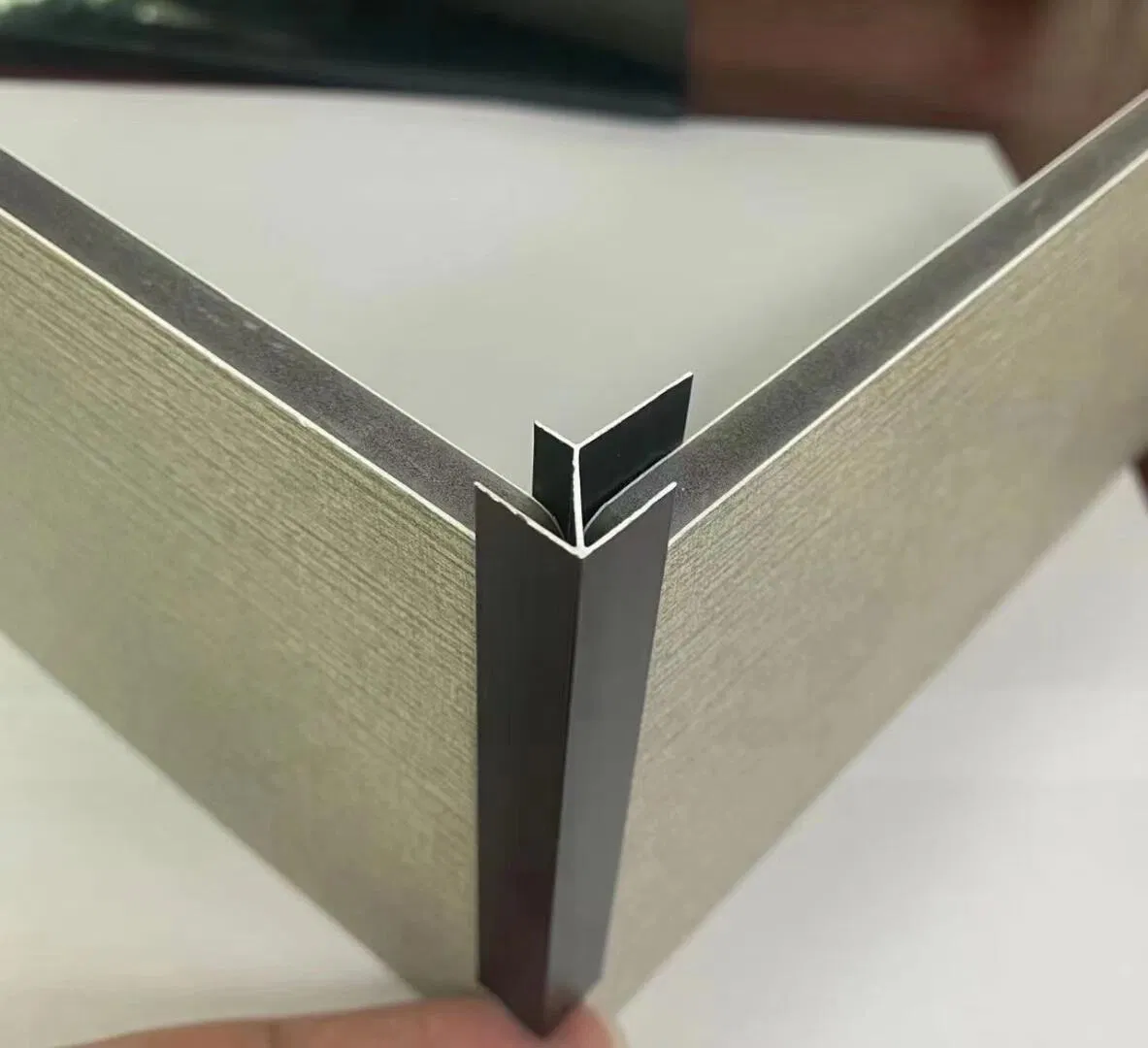 Cheap PVC Film Coated Aluminum Accessory Lightweight Metal Trim Decorative Wooden Grain Aluminum Profile for UV Marble Sheet Bamboo Charcoal Board