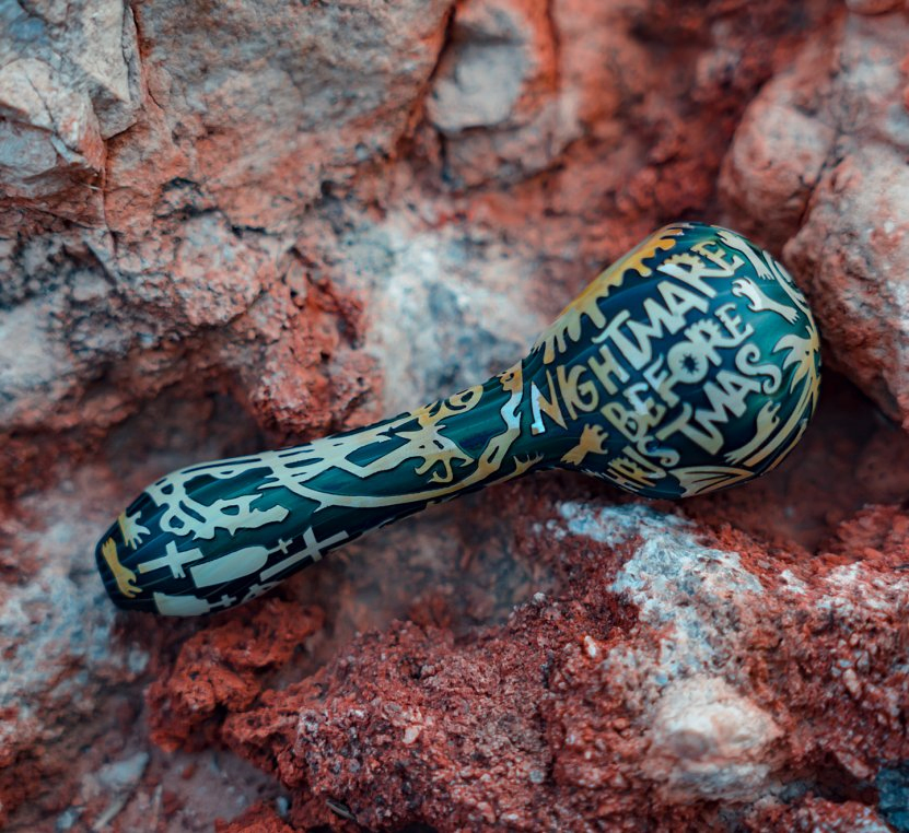 Factory Wholesale Premium Halloween Deep Sandblasted Hand Pipe Smoking Spoon Pipe