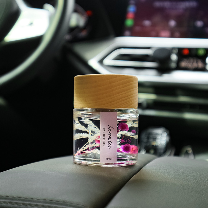 Wooden Cap Botanical Dashboard Air Freshener Car Diffuser
