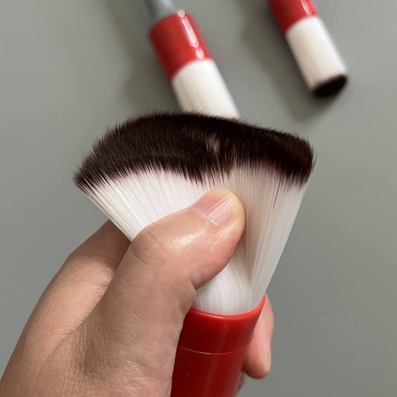 Набор из 3 щеток для чистки салона автомобиля