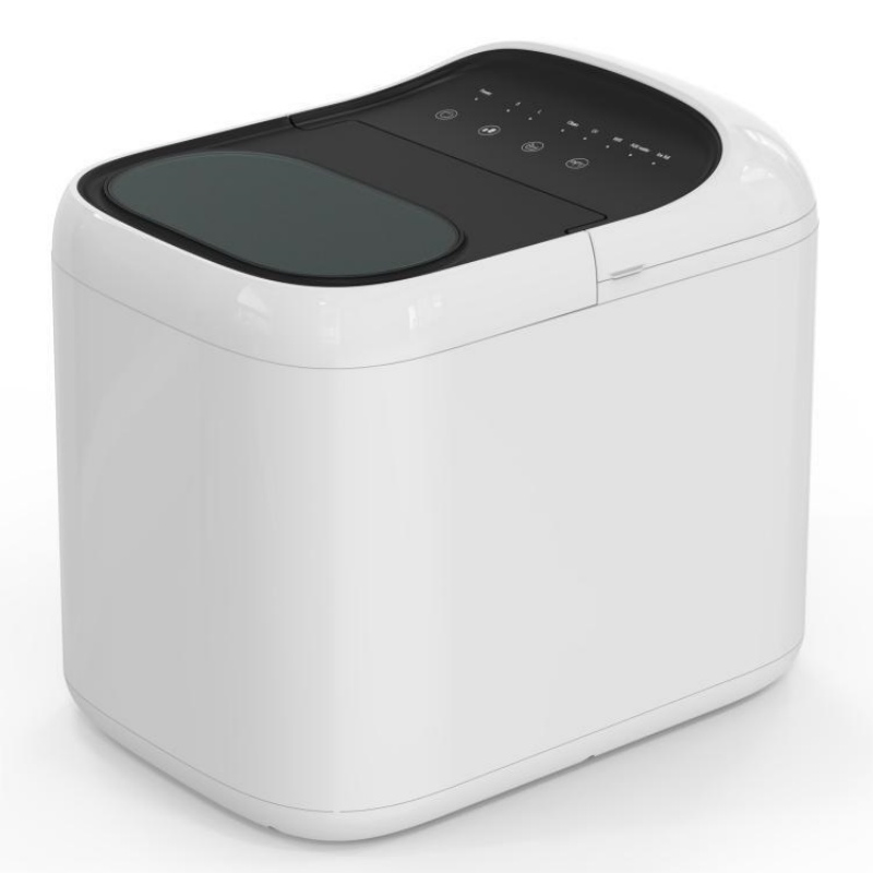 Compact Commercial Ice Machine for Bottled Water and More