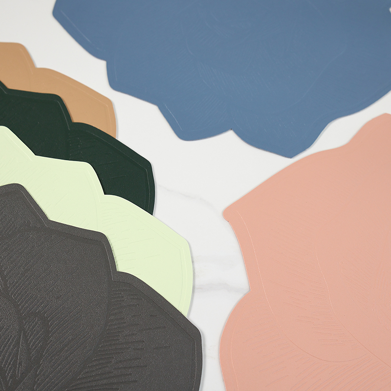 Nordic Style Heat-Resistant Leather Dining Table Mat Set