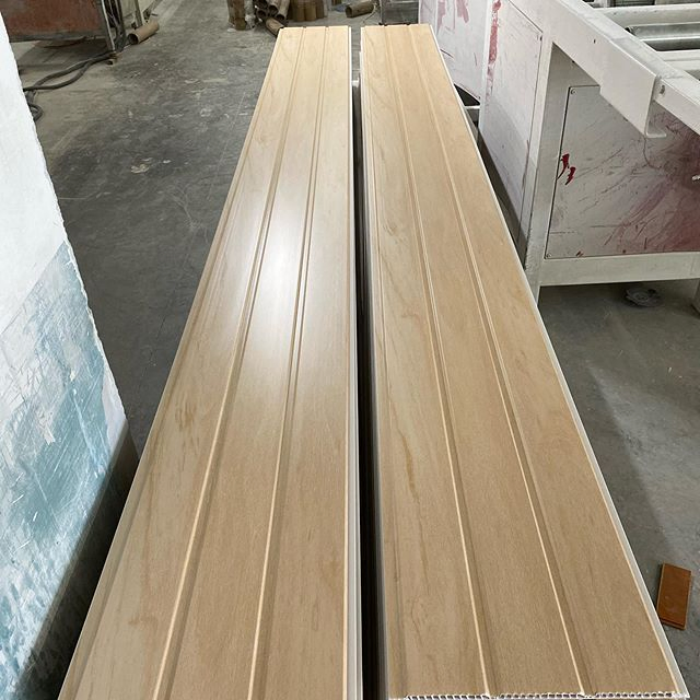 Printing Hot Foil PVC Ceiling Panel Laminate Wooden Color UV Wall Marble Sheet Silver Chrome Wall Panel Pure White Brilliante High Gloss Golden PVC Lambri