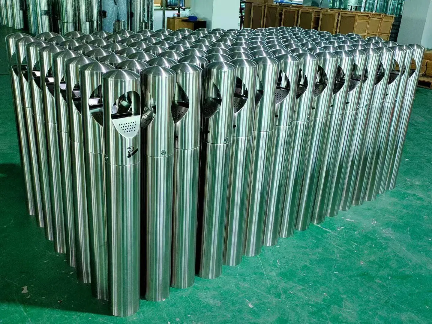 Уличная напольная пепельница из нержавеющей стали с внутренним контейнером