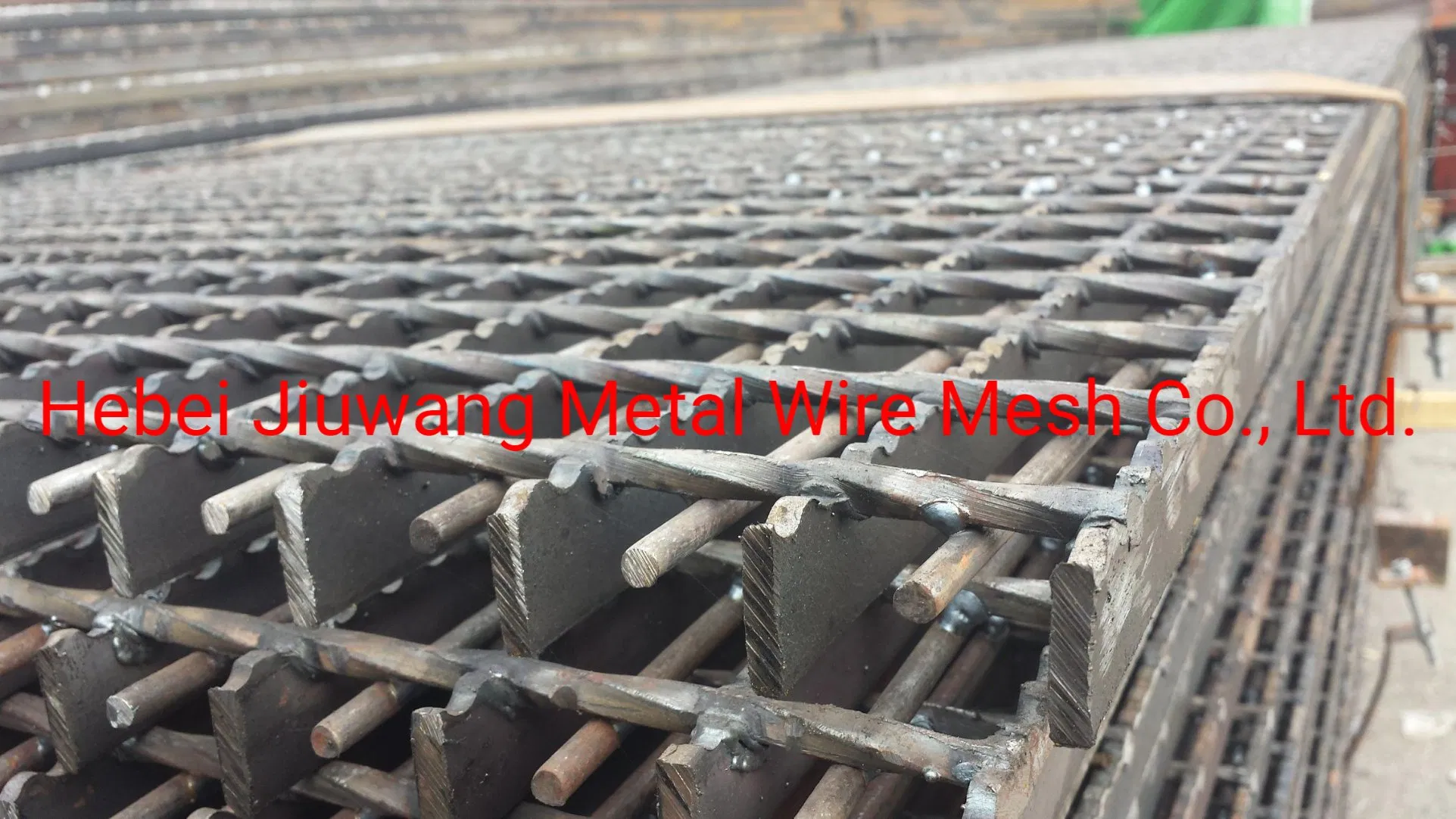 20FT*3FT Hot DIP Galvanized Serrated Grating for Nigeria Market