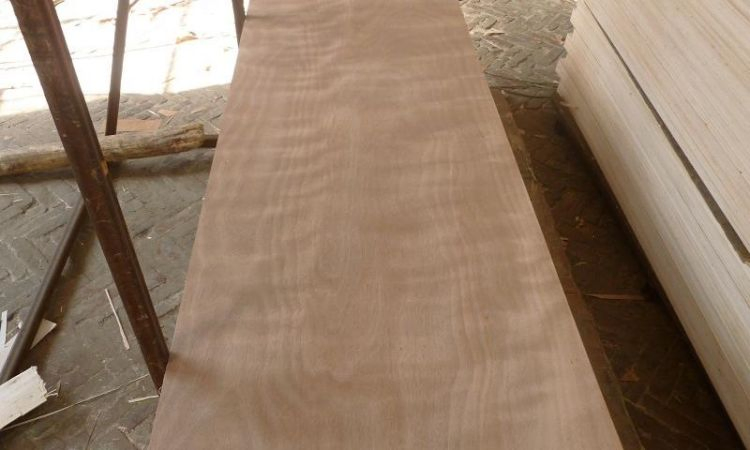 Okoume Door Skin 3mmx2120X710mm Terciado 3mm 2, 12X 0, 71 Mt