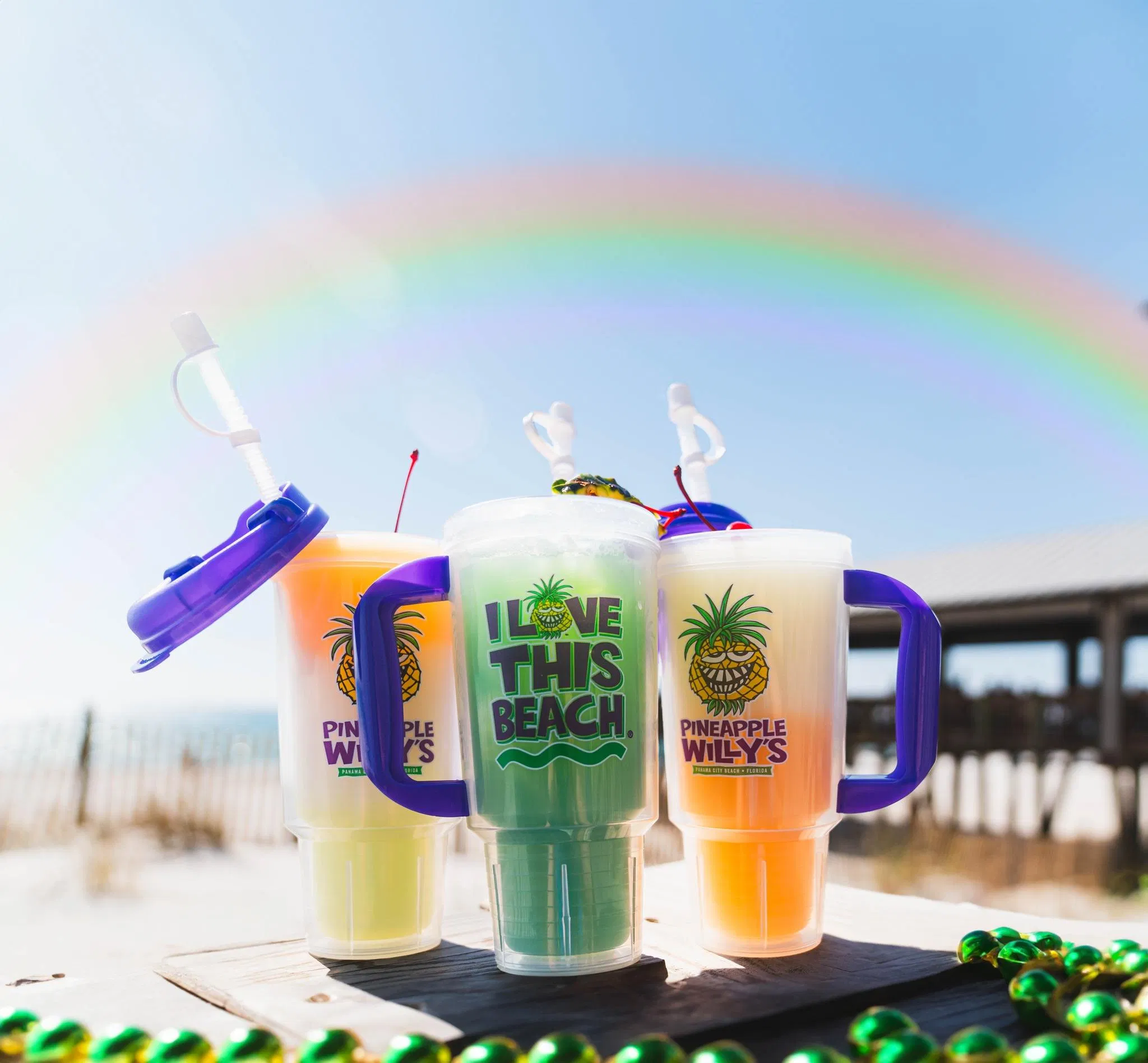 Прозрачный пластиковый стакан 32oz с крышкой и трубочкой