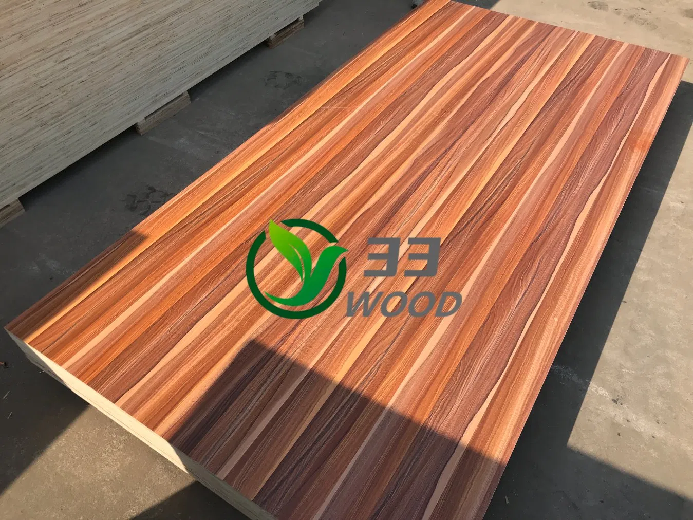 18mmm Melamine Laminated Waterproof MDF Board, Commercial Plywood Board From China