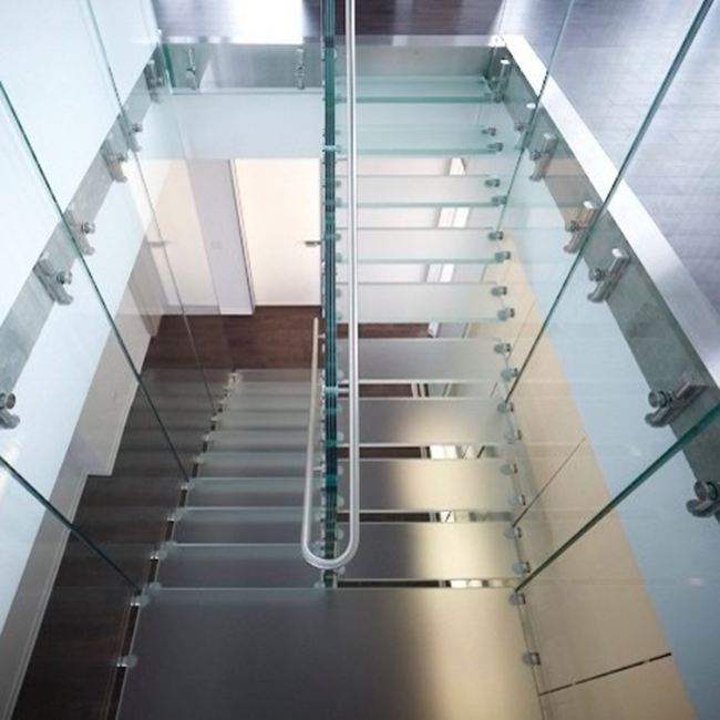 Prefabricated Stainless Steel Wood Staircases Stringer with Build Floating Glass Staircase