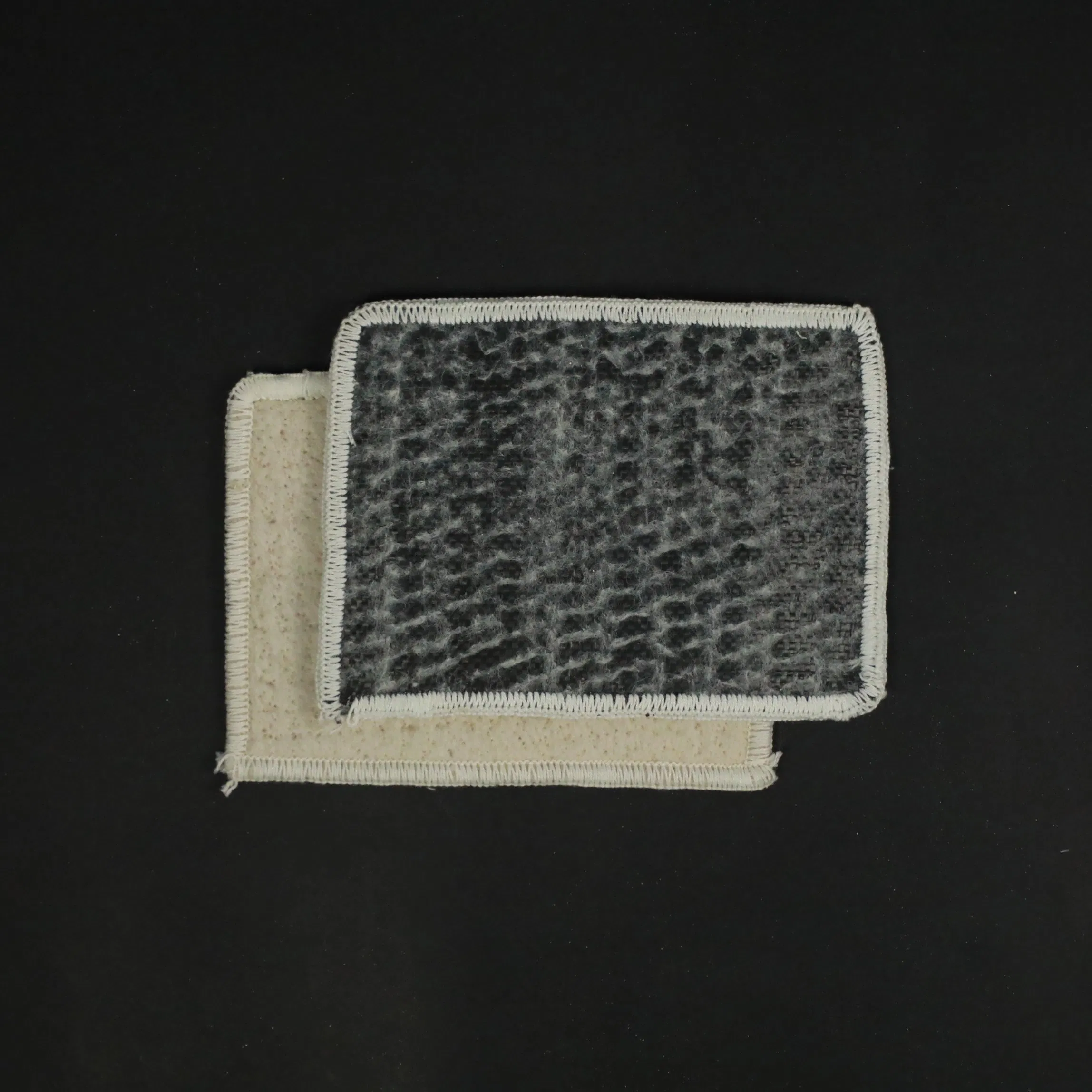 Industrial Design Gcl Liner Non-Woven Woven Geotextile for Garden Slope Drainage and Landfill Dam Liner Application