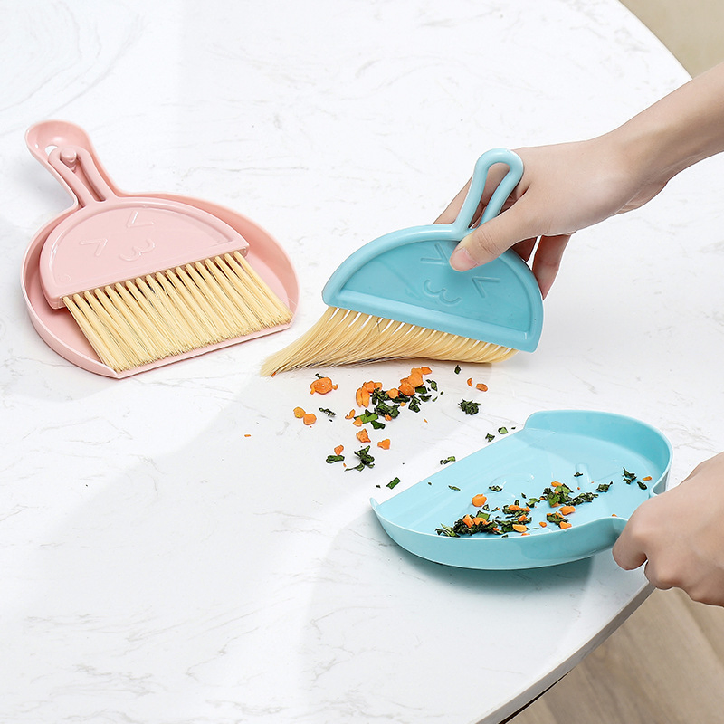 Mini Desktop Cleaning Broom and Dustpan Set