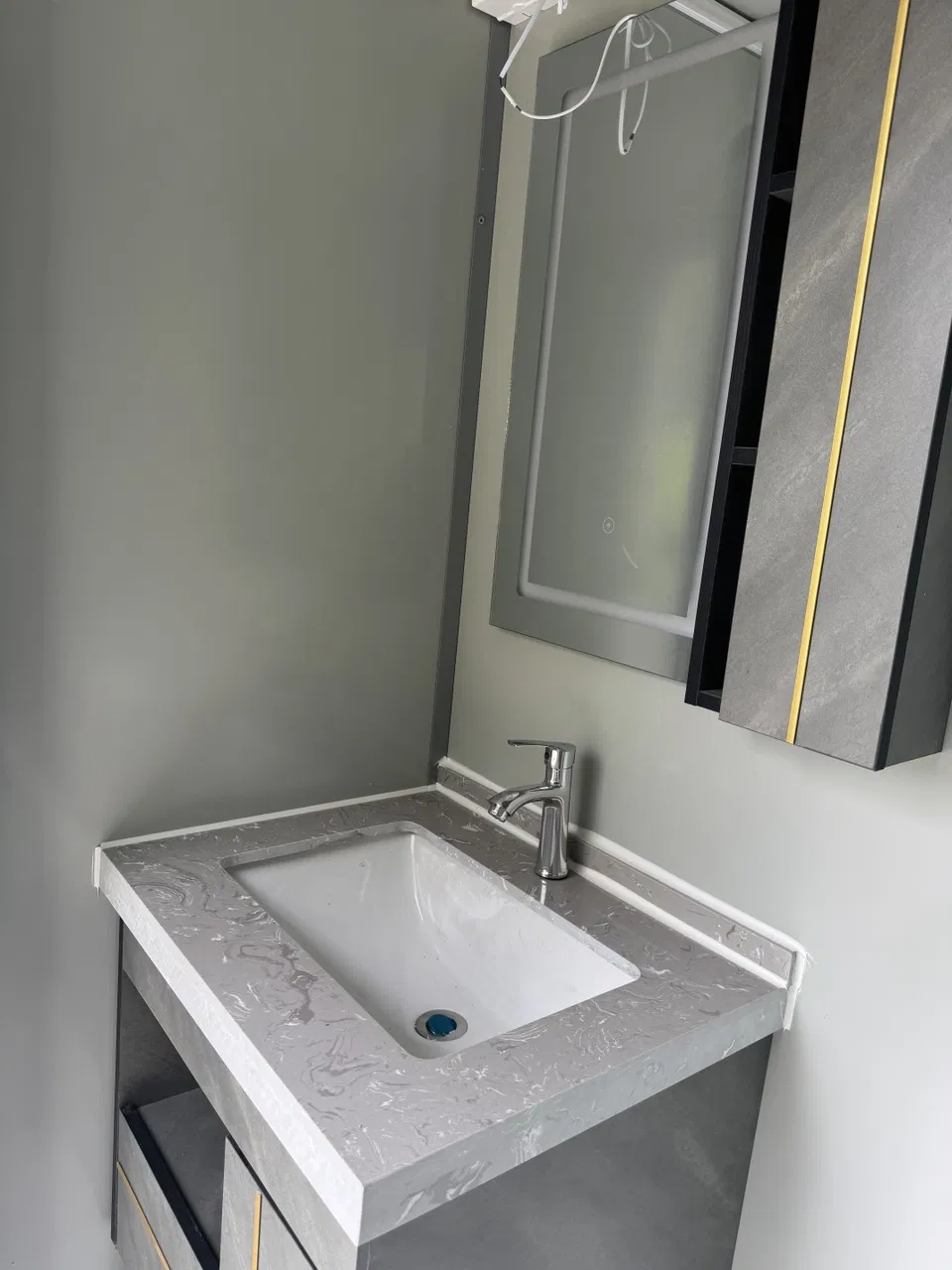 Hot Sale Construction Material Wind-Resistant Durable Precast Design Ready to Use Portable Toilet Container House