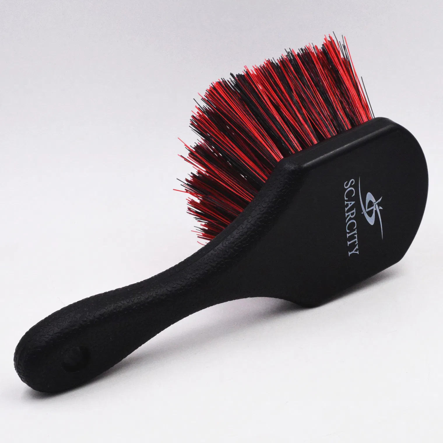 Щетка для чистки шин и дисков SCARCITY