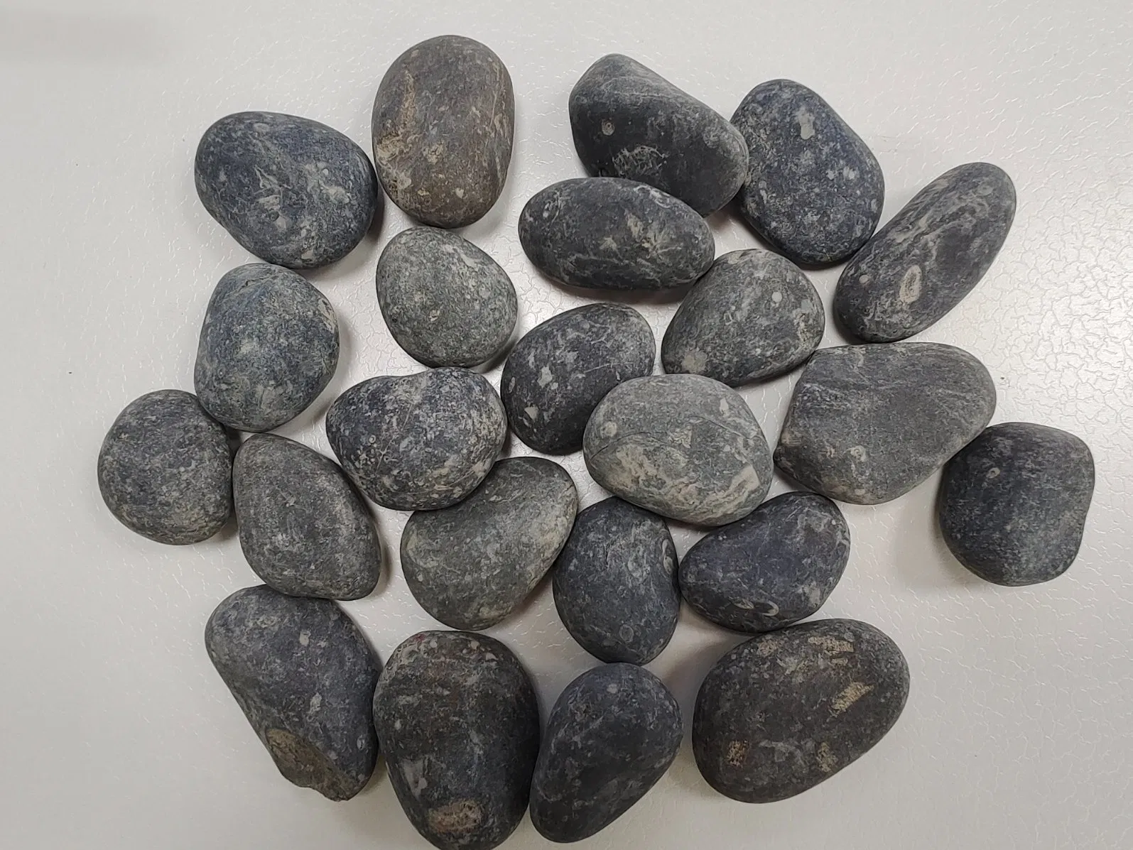 Unpolished Round Black Washed River Garden Pebbles, Black Washed Stones