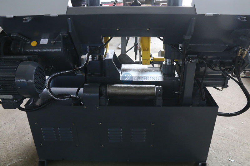 Станок ленточнопильный автоматический GH4220