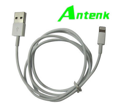 Кабель Lightning 8-Pin для зарядки и передачи данных
