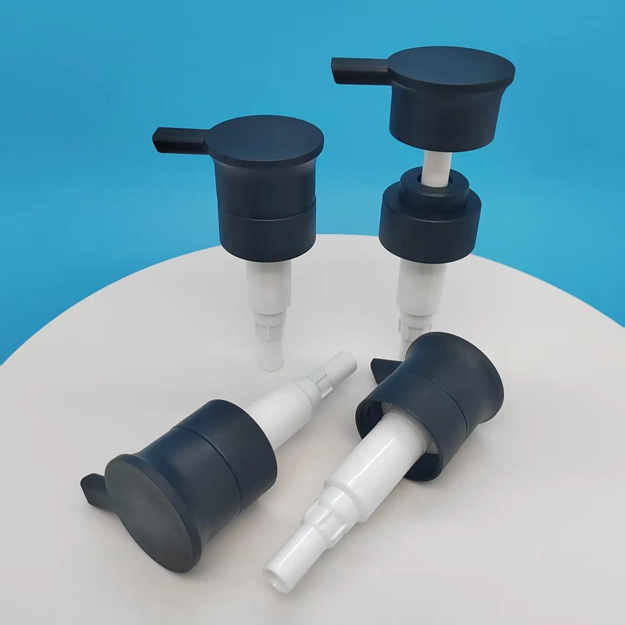 Matt Style 33/410 4cc Shampoo Shower Gel. Package Plastic Dispenser Lotion Pump