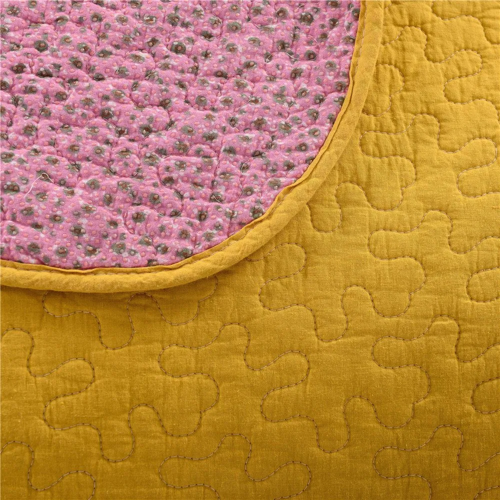 Lace Embroidery Hand Made Quilt Bed Cover