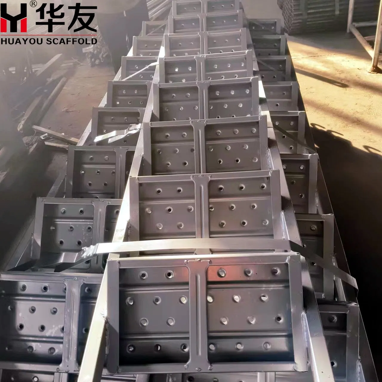 Galvanized Mobile Climbing Tower Staircase Scaffold Steel Ladder for Modular Scaffolding System